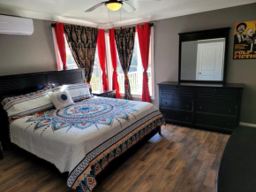 Luxury Pet Friendly Home In Houston Near All Downtown Attractions - 2707B